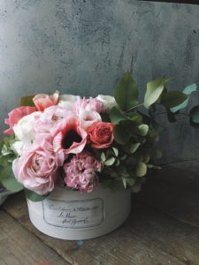 岐阜市花屋　母の日　母の日ギフト　フラワーアレンジメント　薔薇　